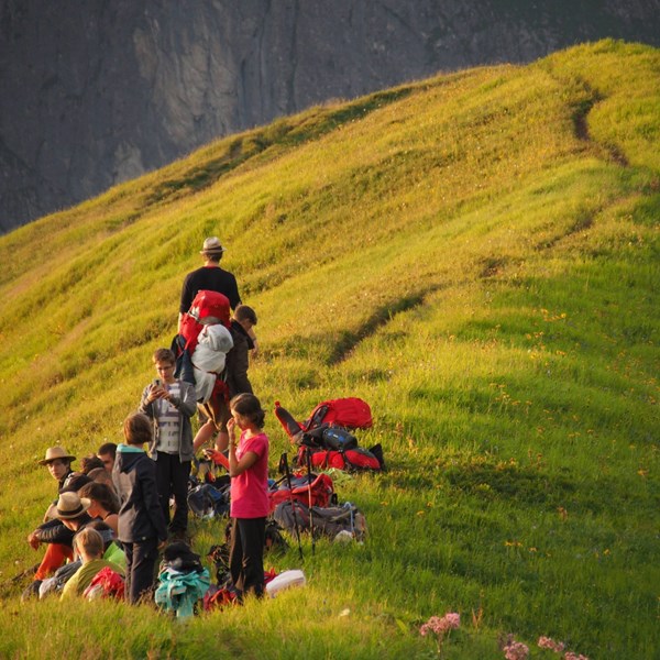 Verkürzte Grundausbildung für Juleica-Inhaber*innen